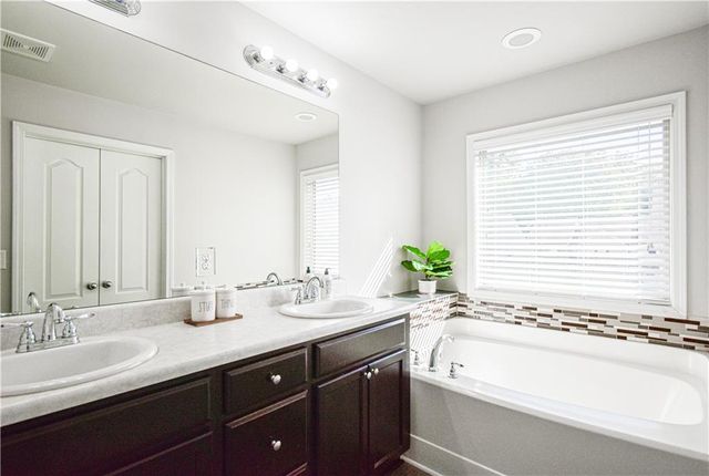 158 Townview Drive, Woodstock, GA 30189