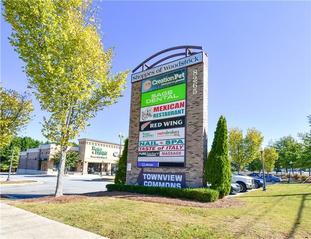 158 Townview Drive, Woodstock, GA 30189