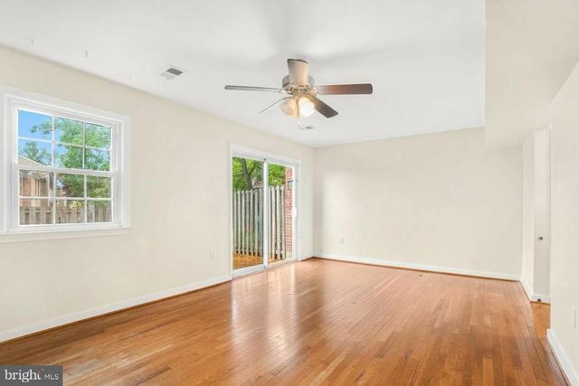 5886 MORNINGBIRD LN, Columbia, MD 21045
