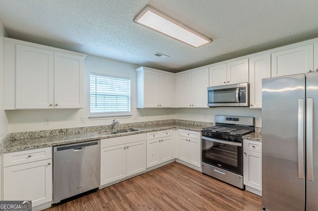 341 Brookside Drive, Mcdonough, GA 30253