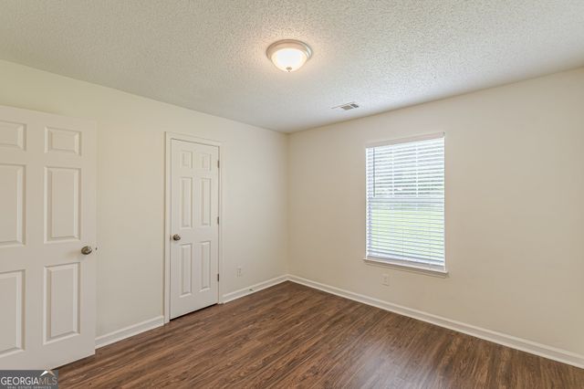 341 Brookside Drive, Mcdonough, GA 30253
