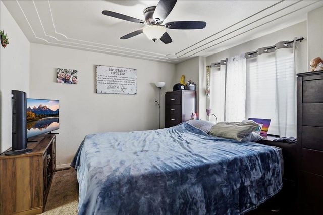 5400 LIZ RANCH RD, Cheyenne, WY 82007