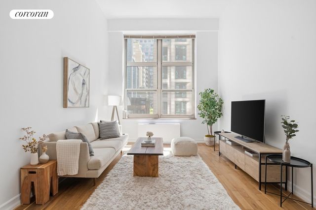 120 E 87TH Street R6E, New York City, NY 10028