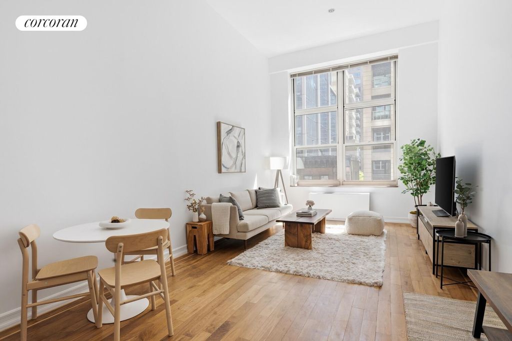 120 E 87TH Street R6E, New York City, NY 10028
