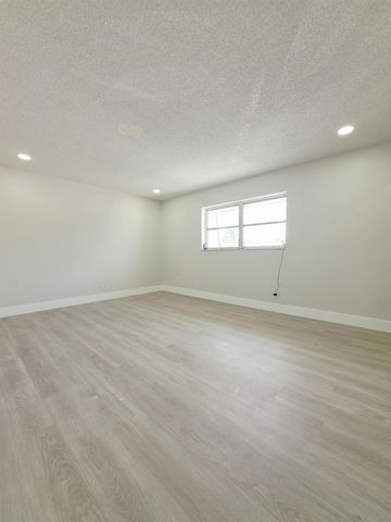 8090 NW 12th Street D, Margate, FL 33063