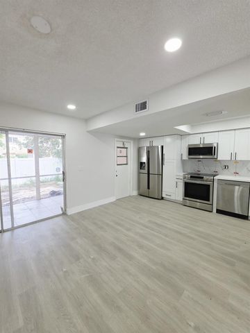 8090 NW 12th Street D, Margate, FL 33063