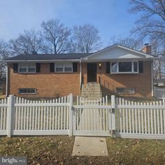 4303 SKYLINE DR, Suitland, MD 20746