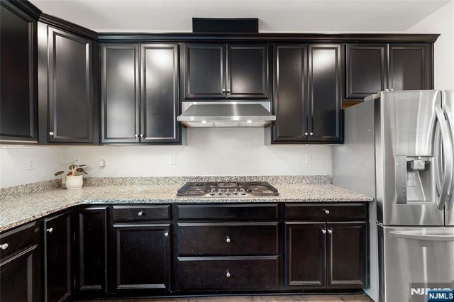 12 Marshall Lane, Wood Ridge, NJ 07075