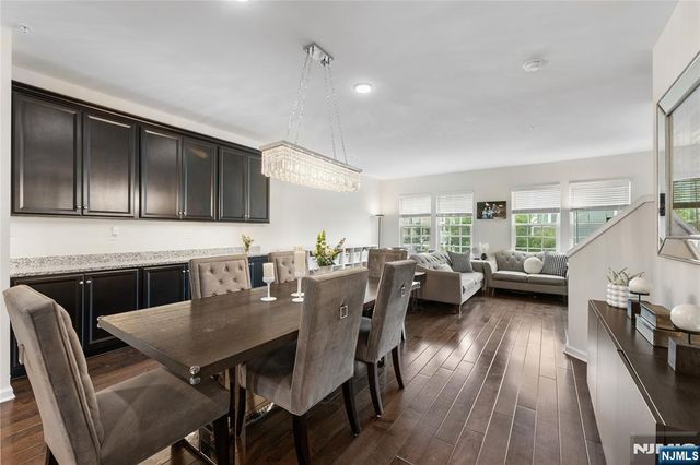 12 Marshall Lane, Wood Ridge, NJ 07075