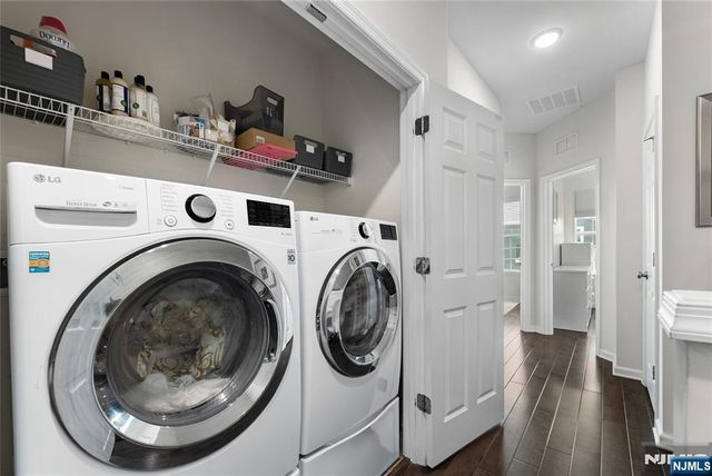 12 Marshall Lane, Wood Ridge, NJ 07075