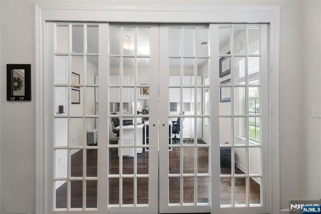 12 Marshall Lane, Wood Ridge, NJ 07075