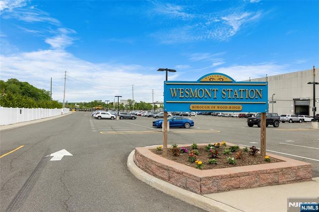 12 Marshall Lane, Wood Ridge, NJ 07075