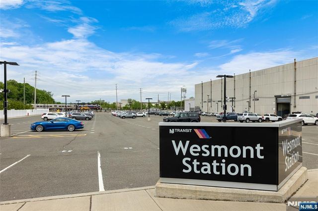 12 Marshall Lane, Wood Ridge, NJ 07075