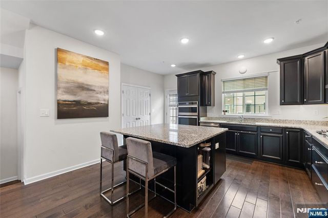 12 Marshall Lane, Wood Ridge, NJ 07075