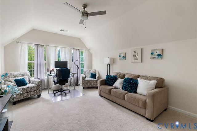 5948 Swift Fox Dr, Moseley, VA 23120