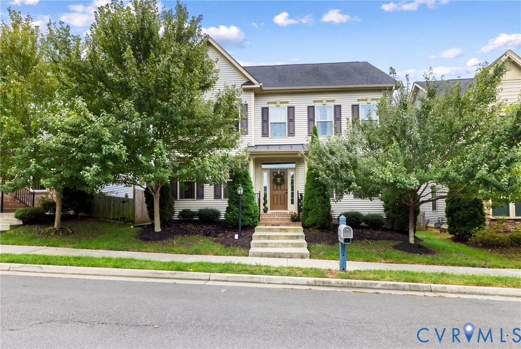 5948 Swift Fox Dr, Moseley, VA 23120