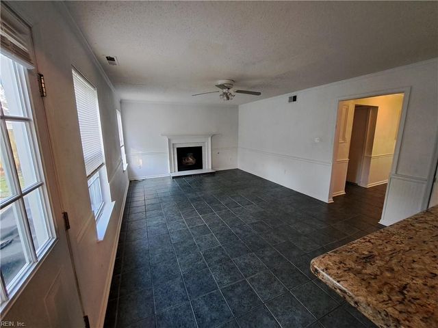 3101 Niagara WAY, Virginia Beach, VA 23456