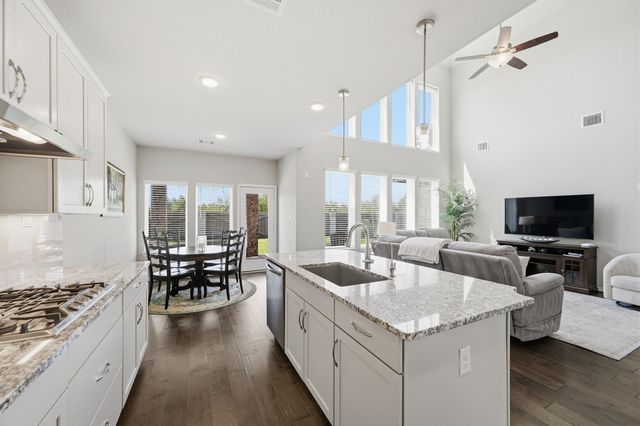 3023 Brisk Autumn Drive, Richmond, TX 77406