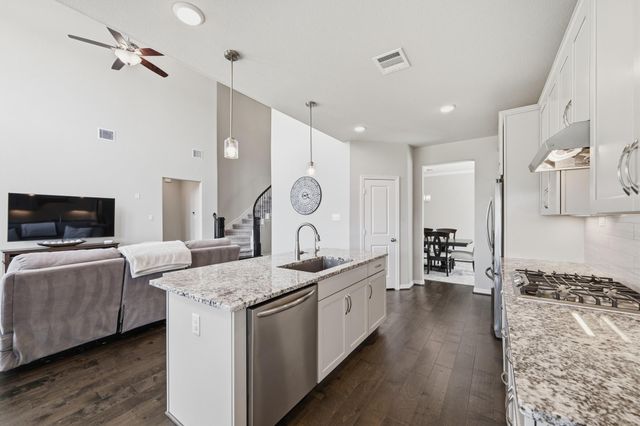 3023 Brisk Autumn Drive, Richmond, TX 77406