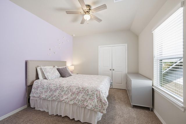 3023 Brisk Autumn Drive, Richmond, TX 77406