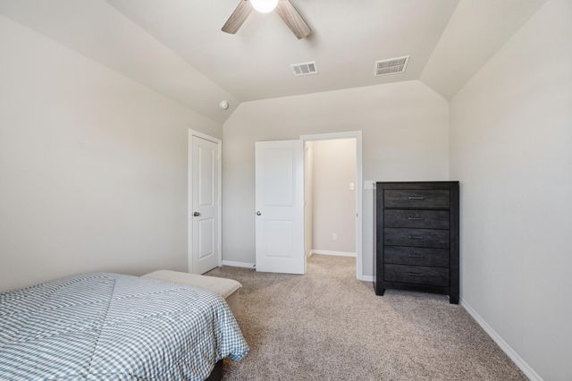 3023 Brisk Autumn Drive, Richmond, TX 77406