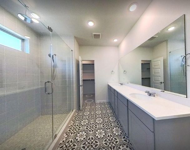 4057 Road 66124, Dayton, TX 77535