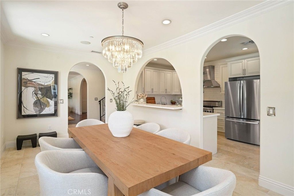 Image 37 of property listing at 3115 Ellington, Los Angeles, CA 90068