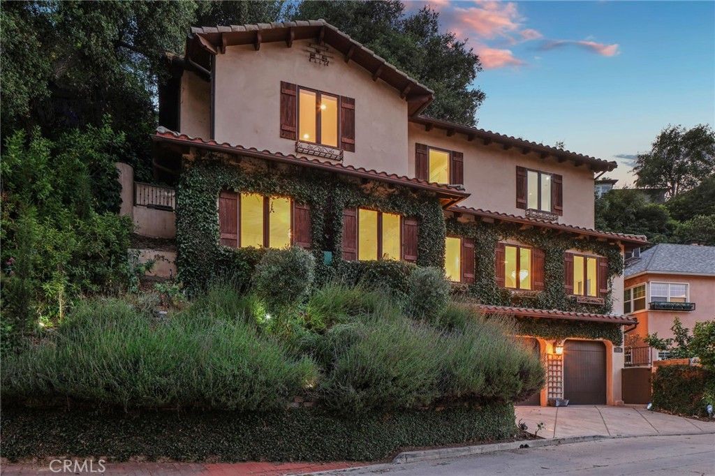 Image 56 of property listing at 3115 Ellington, Los Angeles, CA 90068