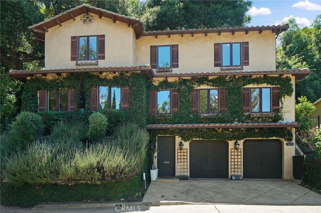 Image 63 of property listing at 3115 Ellington, Los Angeles, CA 90068