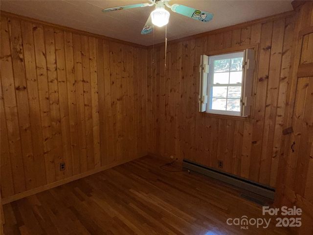 14 Lake View Drive N, Marion, NC 28752