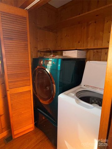 14 Lake View Drive N, Marion, NC 28752