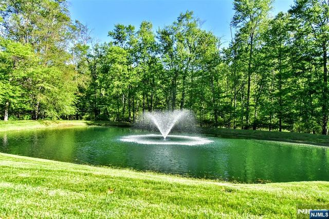 509 Chatfield Drive, Pequannock Township, NJ 07444