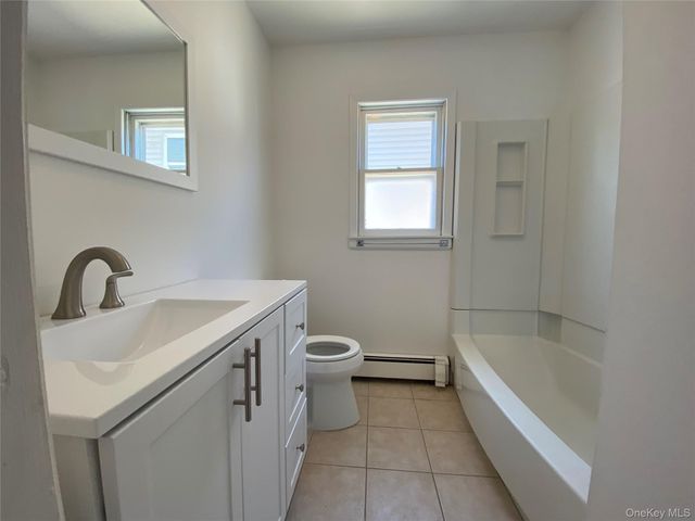 9 Nassau Road 1, Glen Cove, NY 11542