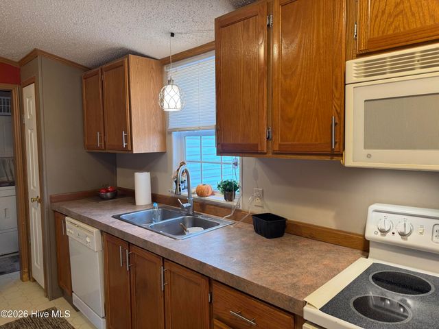 34 Towhee Lane, Murphy, NC 28906