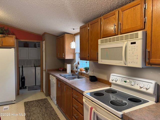 34 Towhee Lane, Murphy, NC 28906
