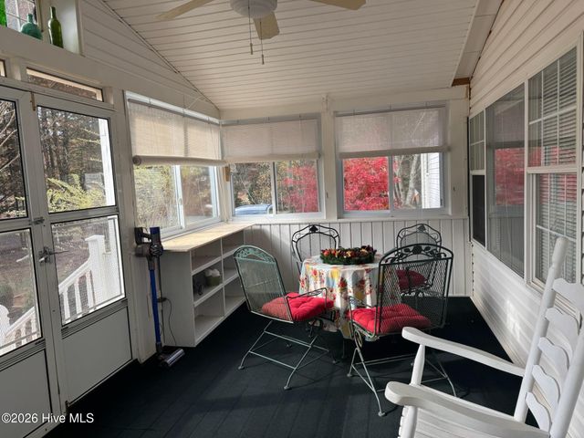 34 Towhee Lane, Murphy, NC 28906