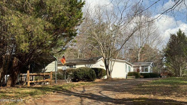 34 Towhee Lane, Murphy, NC 28906