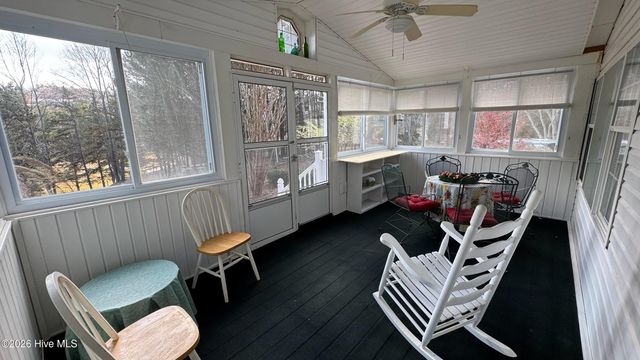 34 Towhee Lane, Murphy, NC 28906