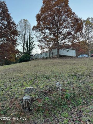 34 Towhee Lane, Murphy, NC 28906