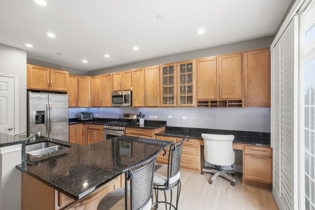 21889 W Talia Lane, Deer Park, IL 60010