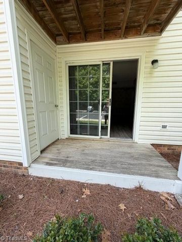 5611 Hornaday Road L, Greensboro, NC 27409
