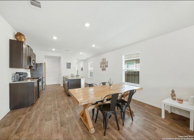 12221 Mulberry, San Antonio, TX 78245