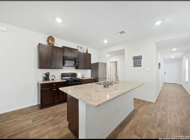 12221 Mulberry, San Antonio, TX 78245