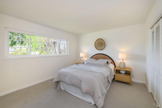 41 Spindrift Psge, Corte Madera, CA 94925