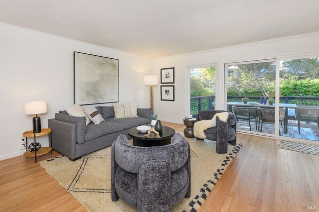 41 Spindrift Psge, Corte Madera, CA 94925