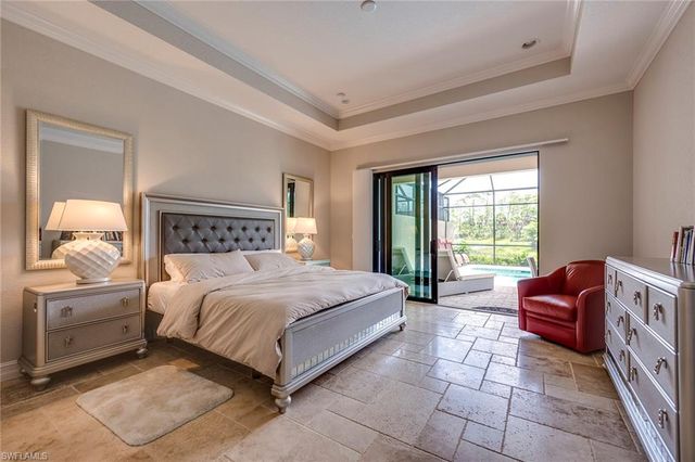 6560 Roma WAY, Naples, FL 34113