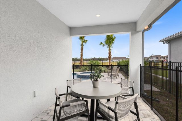 5612 FLAME VINE WAY, St Cloud, FL 34771