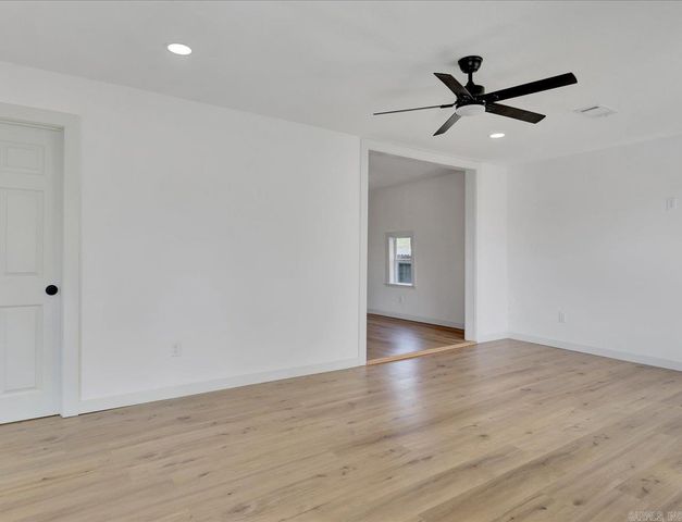 434 Linwood Avenue, Hot Springs, AR 71913