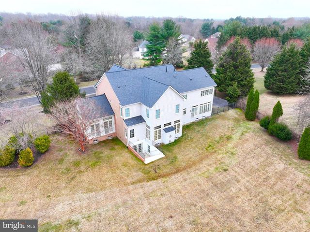 1096 GREAT PASSAGE BLVD, Great Falls, VA 22066