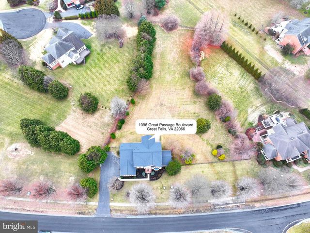 1096 GREAT PASSAGE BLVD, Great Falls, VA 22066
